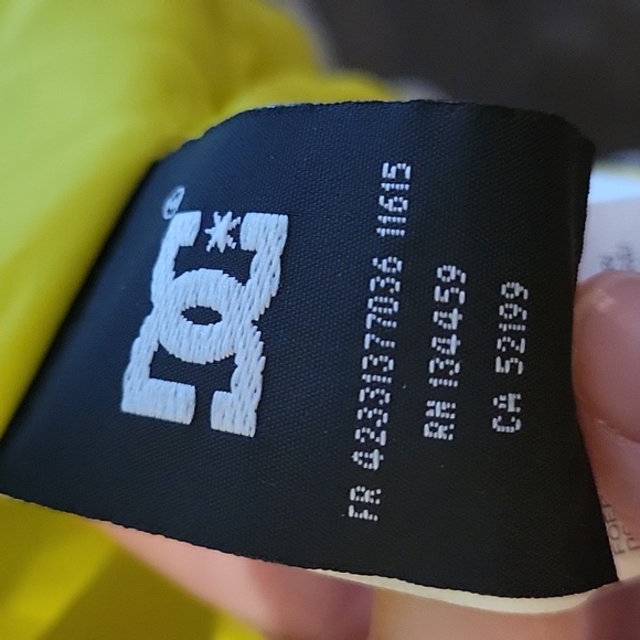 DC Snowboard/Ski Jacket - 10k waterproof - Boys L - Picture 7 of 7